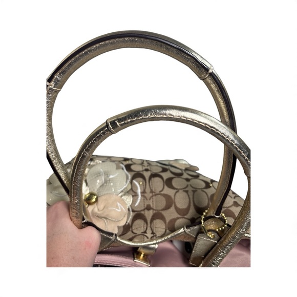 Coach Brown Floral Appliqué Tote Bag Like new! 2010 - Picture 7 of 9